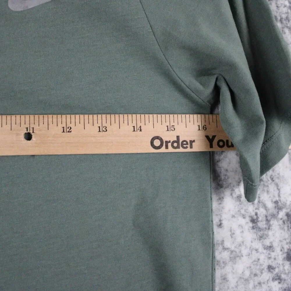 Nike Women’s Size XS Running Top T Shirt Short Sleeve Green AT4174-365